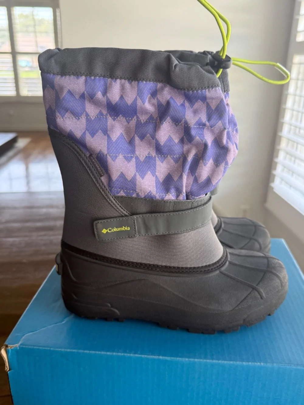 Youth Powerbug Plus II print snow boots